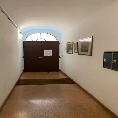 Whouse Gold Towers Apartman *